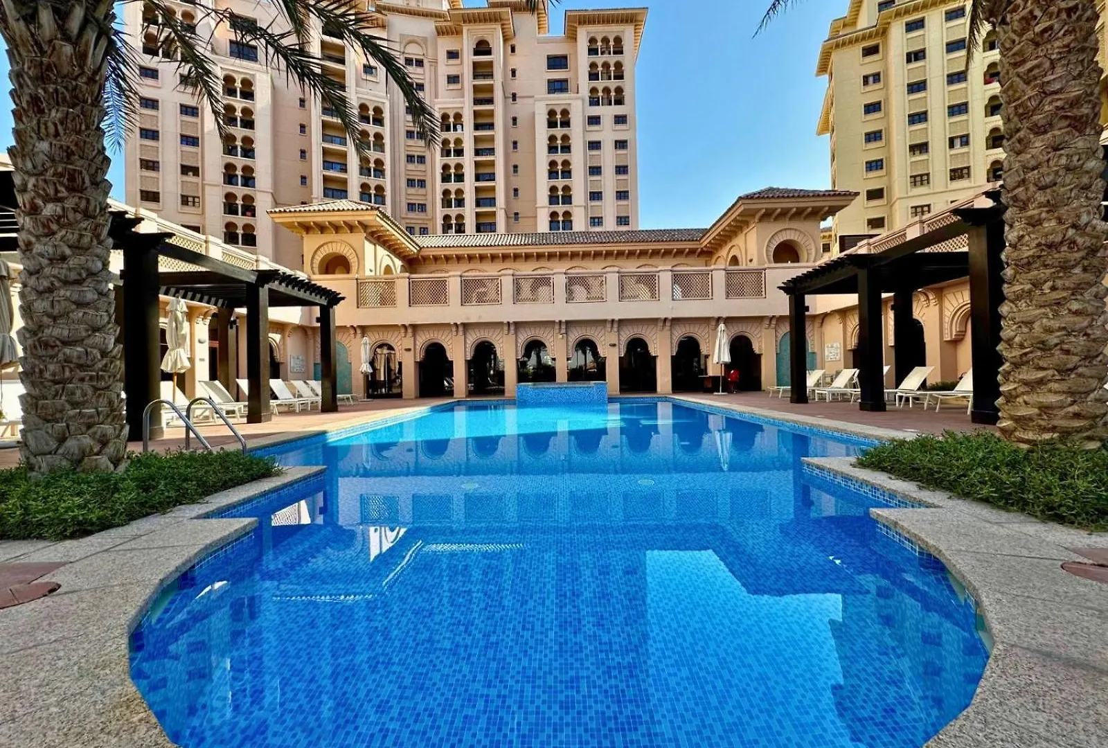 Apartment Classy 1Br Fully Furnished With Scenic Surroundings In Jge Dubai